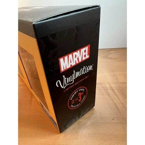 Disney Marvel Vinylmation 'Nick Fury and Agent Coulson'-Limited Edition of 1500 - Picture 4 of 8